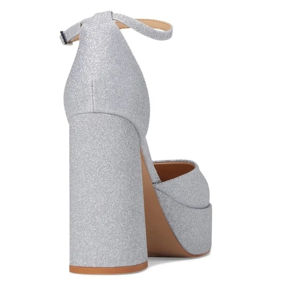 NEW Jewel Badgley Mischka Women's Giada Round Toe Platform Heel in Silver - 9.5﻿ - Picture 3 of 9